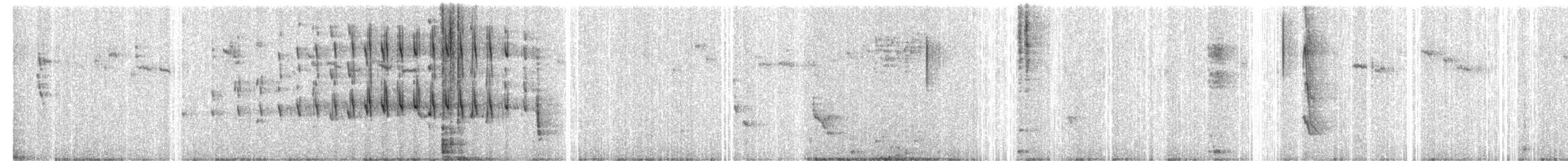 Scale-throated Earthcreeper - ML636912385