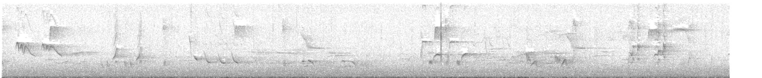 チャイロツグミモドキ - ML638249642