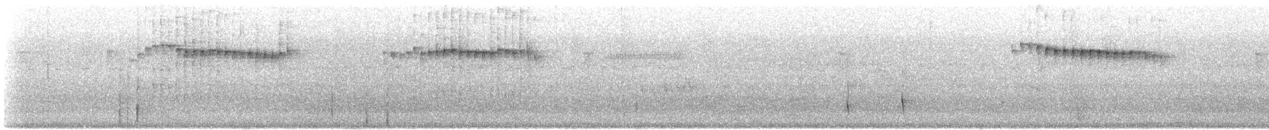 datlíček proužkobřichý - ML639273425