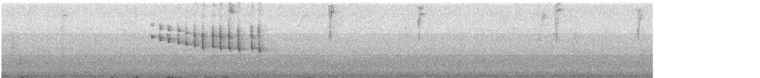 Golden-backed Mountain Tanager - ML639612978