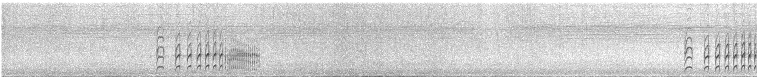 Cinereous-breasted Spinetail - ML639824093