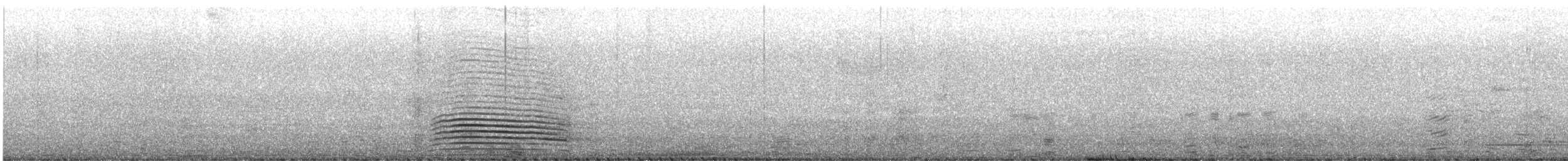 Trumpeter Hornbill - ML640203938