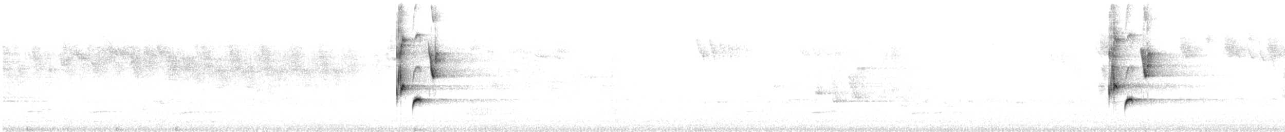 Crescent Honeyeater - ML640221036