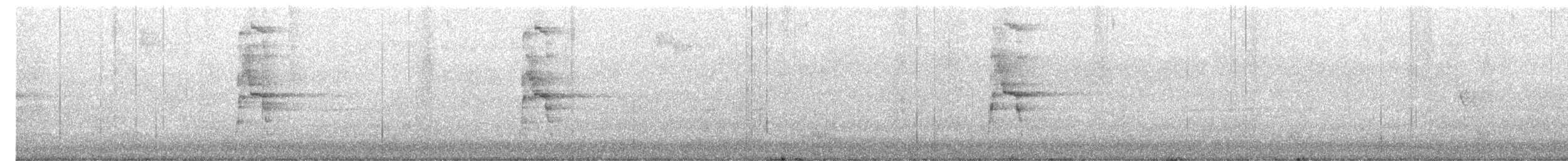 Chestnut-eared Aracari - ML640239303