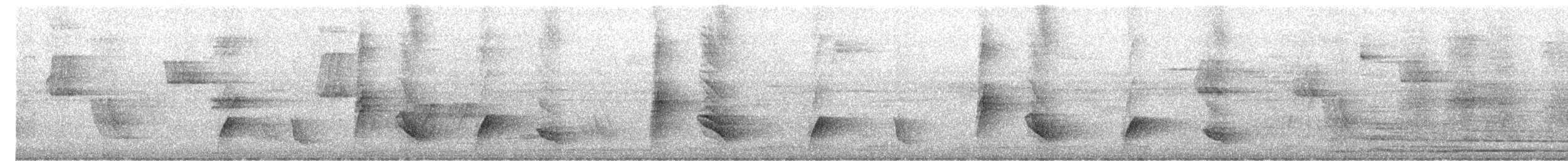 Olive-gray Saltator - ML640385978