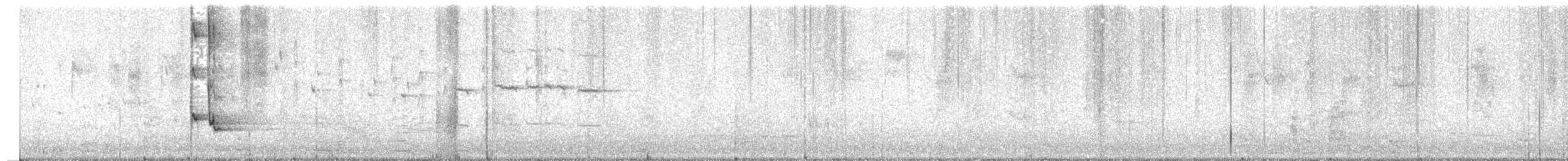 Crescent Honeyeater - ML640602420
