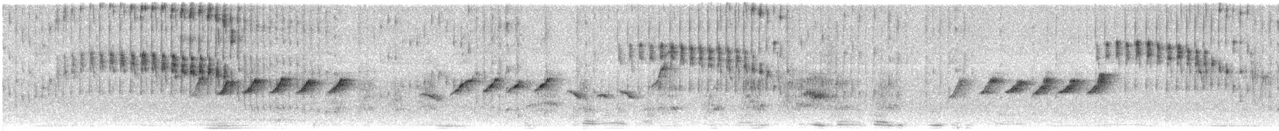 Stripe-crowned Spinetail - ML640728486