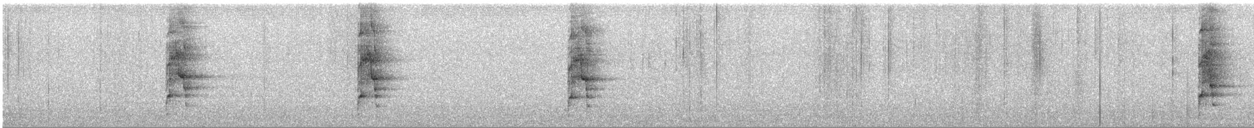 Chestnut-eared Aracari - ML640925527