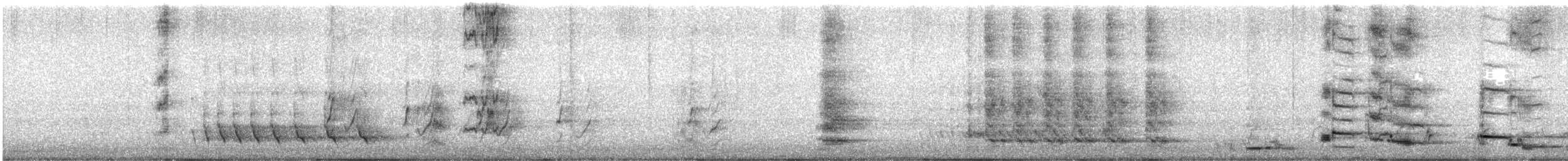 Méliphage barbe-rouge - ML641228837