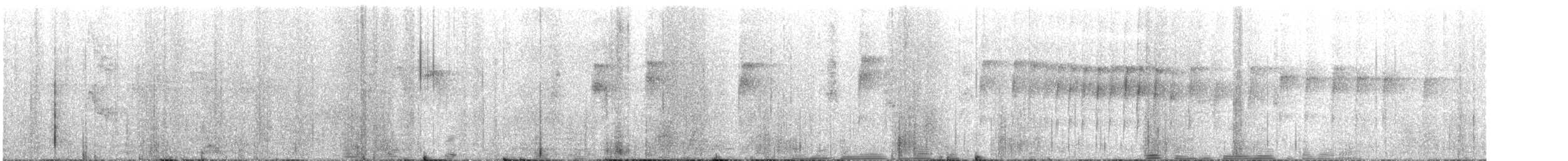 Gray-throated Leaftosser - ML641778351