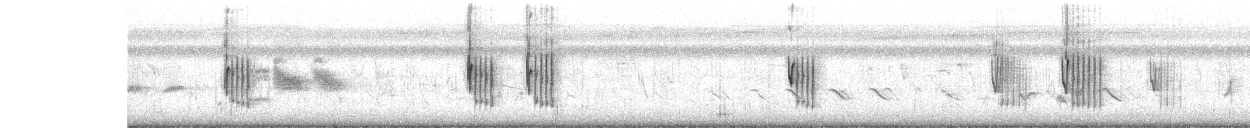 Gray-throated Martin - ML642210613