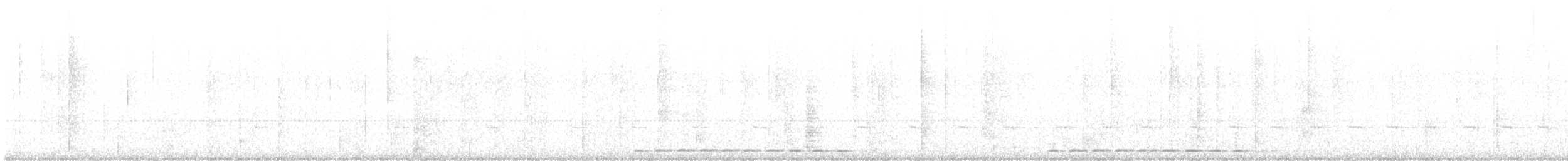 výreček bělovousý - ML642738289