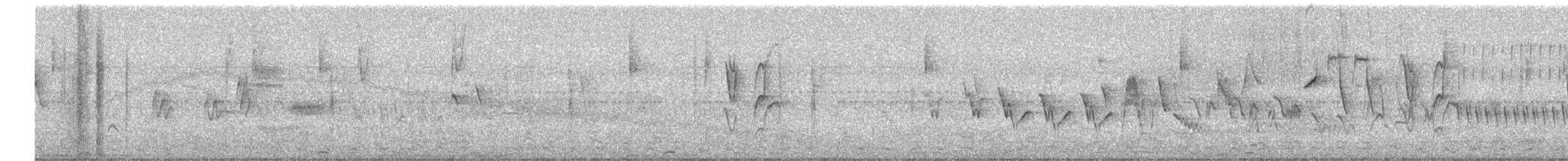 Sooty-fronted Spinetail - ML642824343