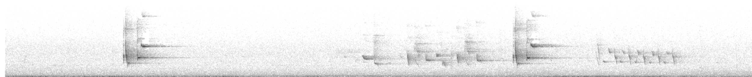 Crescent Honeyeater - ML643865777