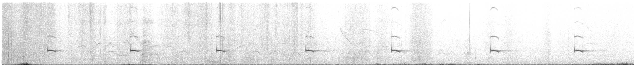 Collared Crescentchest (Collared) - ML644089373