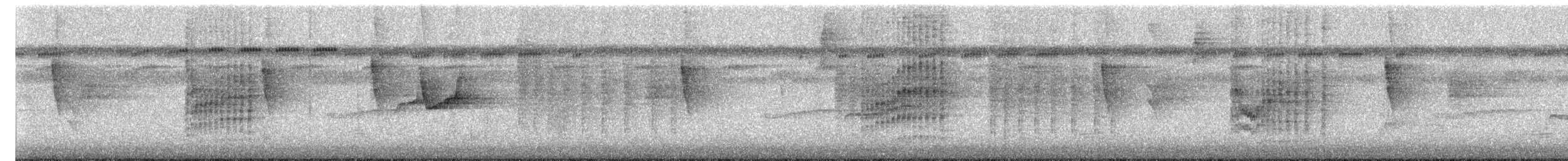 クリムネマユミソサザイ - ML644154110