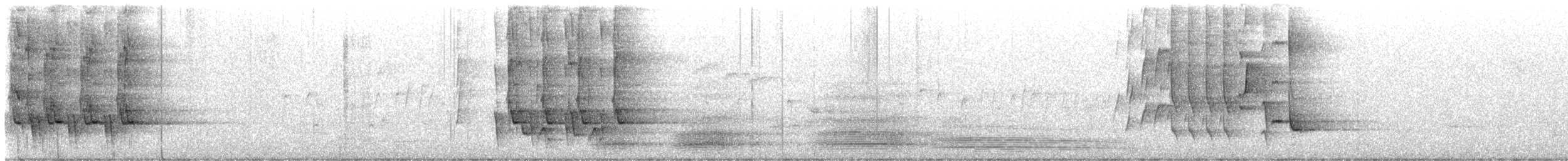Crescent Honeyeater - ML644185813