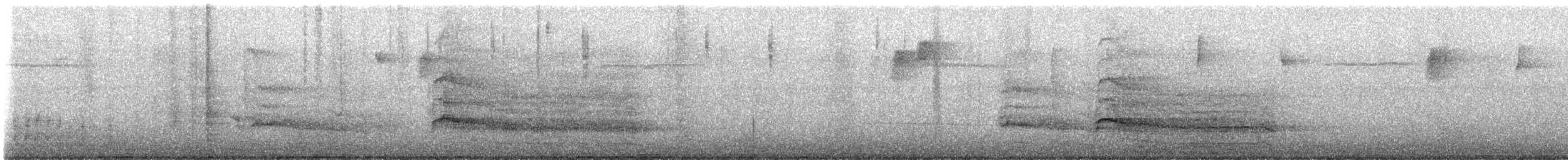 Buse à queue rousse - ML644355776