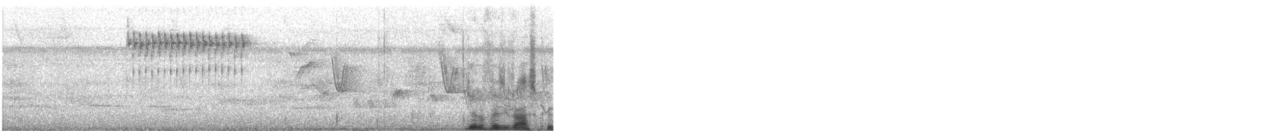 Goldbrauen-Gimpeltangare - ML644525219