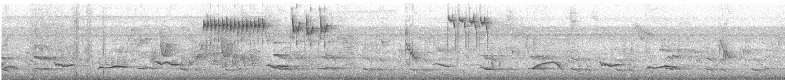 Goldbrauen-Gimpeltangare - ML644525221