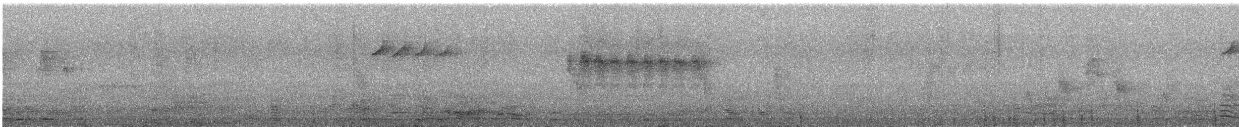 kastanjebukmeis - ML644577499