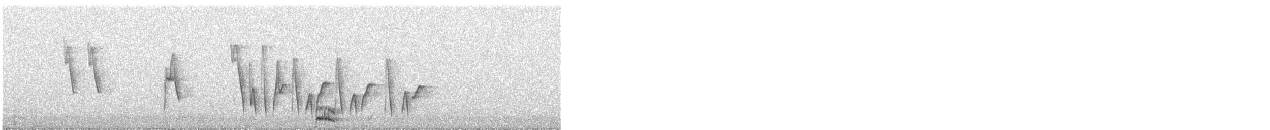 Cetia Ruiseñor - ML645383208