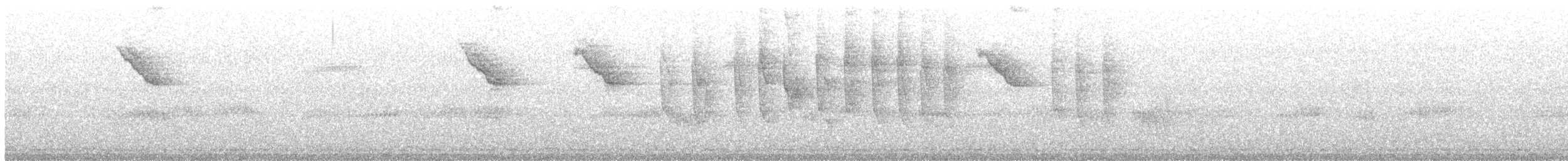 Fan-tailed Warbler - ML645739616