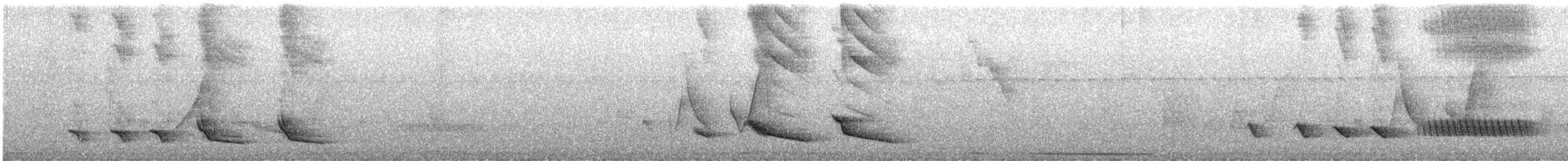 Зернолуск сірий - ML646079318