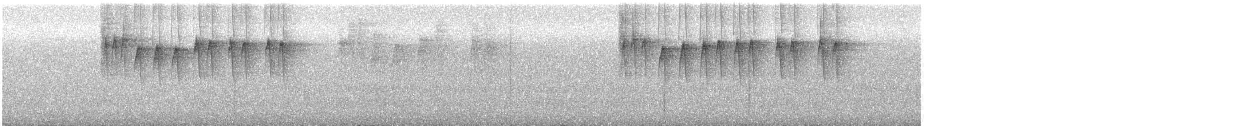 Blue-throated Goldentail - ML646203224