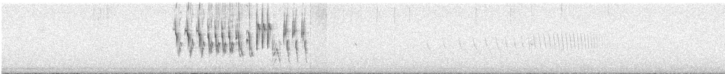 Pas Alınlı Serçe - ML646354279