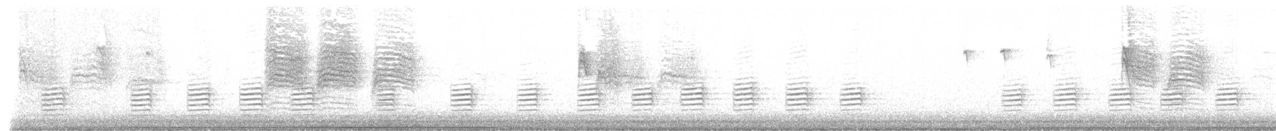 Red-breasted Nuthatch - ML646567256