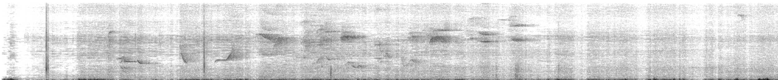 Cream-backed Woodpecker - ML646726083