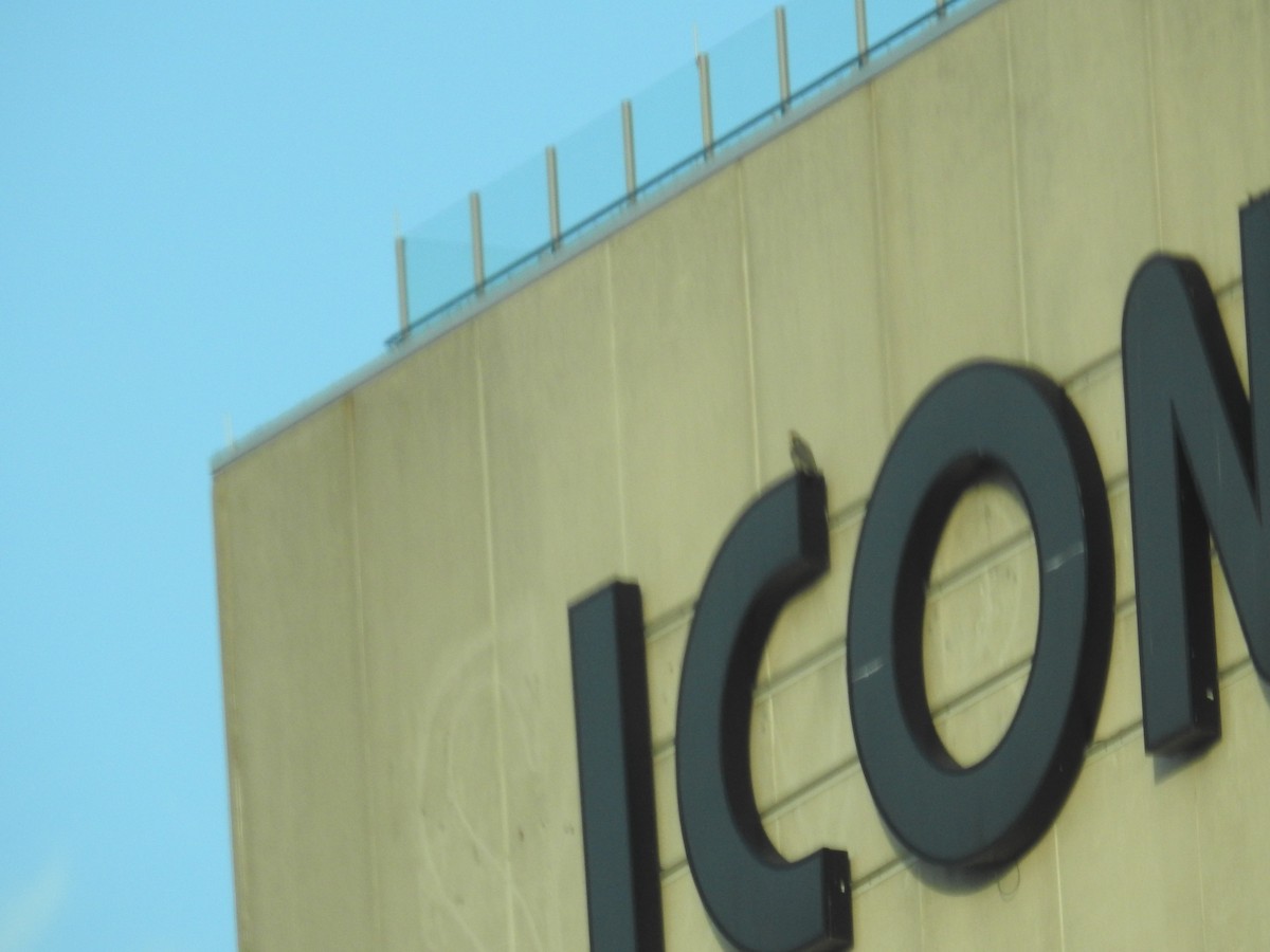 vandrefalk - ML646736760