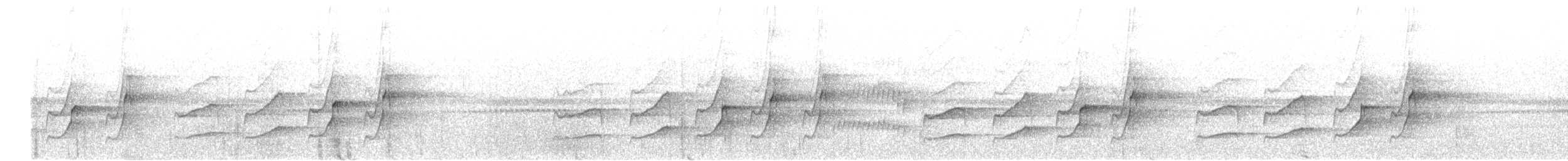 Gray-throated Leaftosser - ML646743760