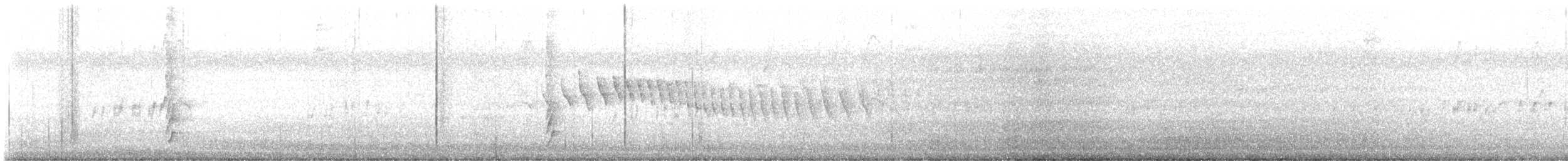 オオクロアカウソ - ML647063651