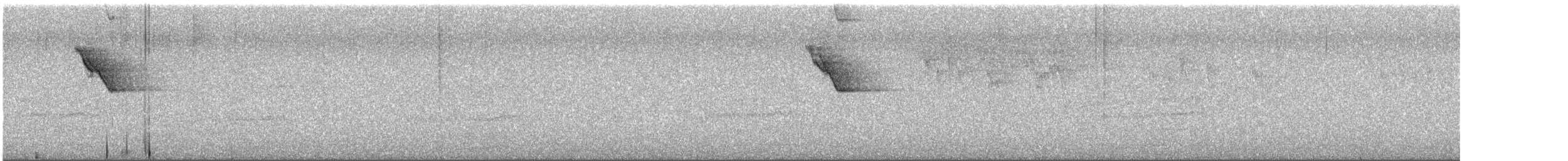 Fan-tailed Warbler - ML647199234