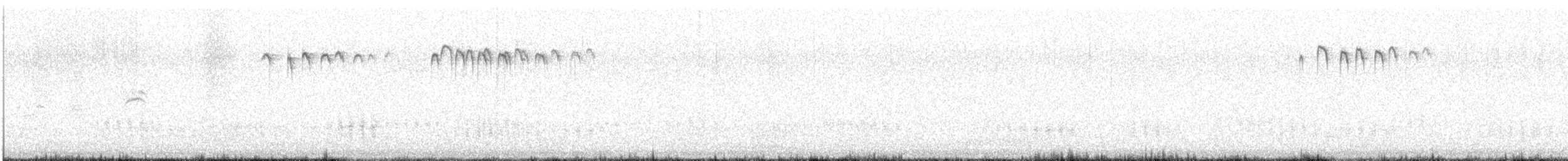 エミュームシクイ - ML647275560