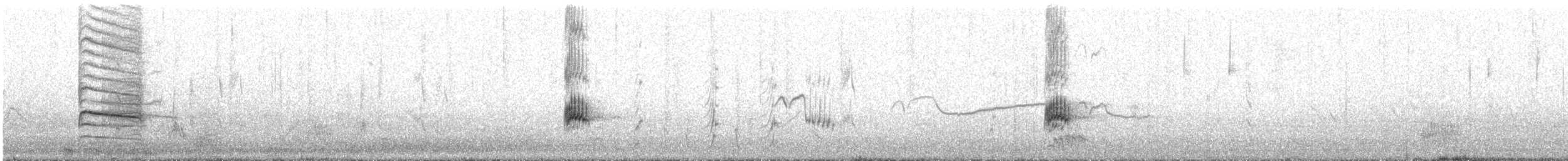 Evening Grosbeak (Eastern or type 3) - ML647459153