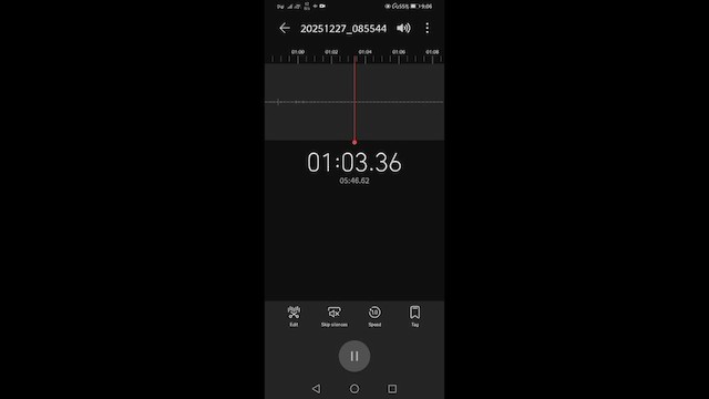 pavoučník bělavohrdlý - ML647594297