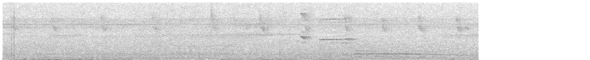 Broad-winged Hawk - ML647780395