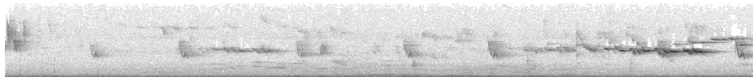 Scarlet Robin - ML647812069