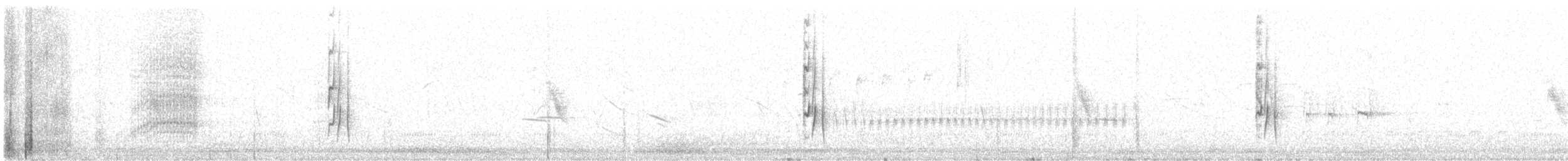 Ekru Tepeli Tiranület - ML648575425