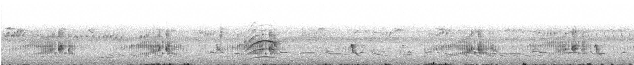 Ekru Tepeli Tiranület - ML648604630