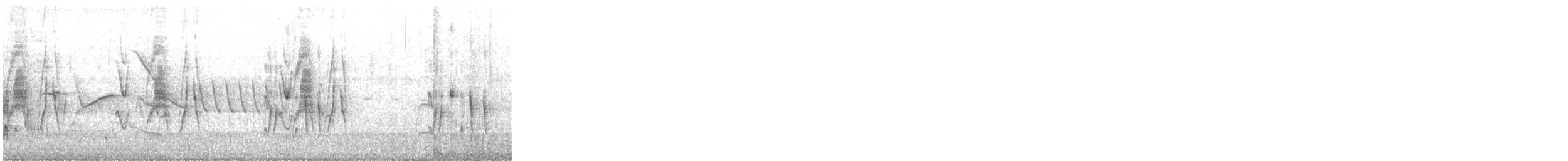 Ekru Tepeli Tiranület - ML648995185