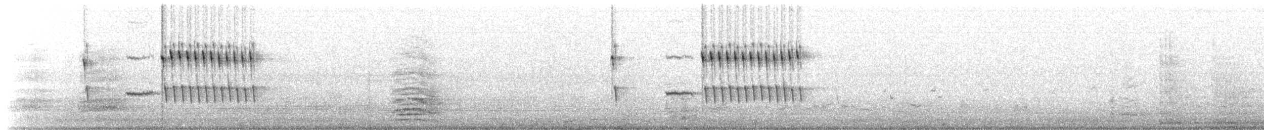 Bruant à épaulettes - ML650717661