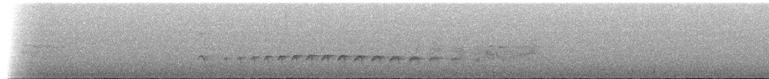 Yellow-breasted Warbling-Antbird - ML650761928