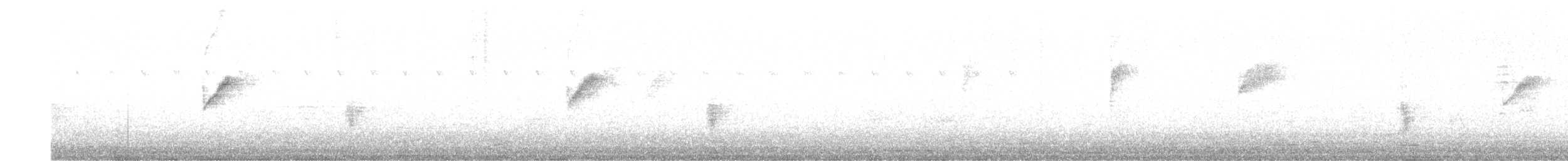 Ornate Sunbird (Cream-bellied) - ML651770093