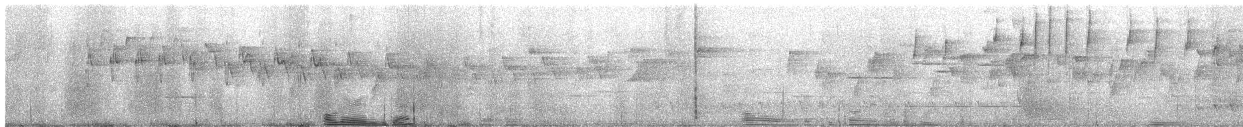 Большеклювая кустовка - ML652723471