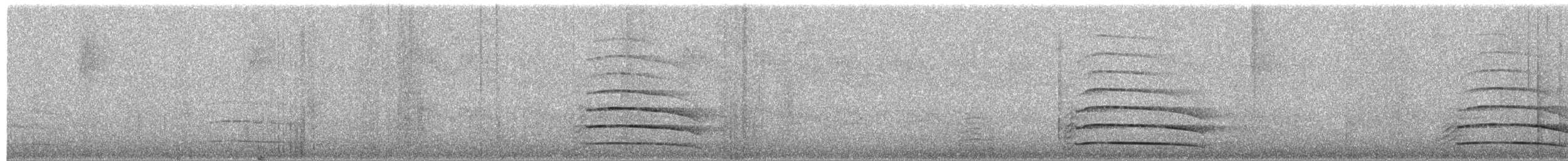 Kastanienbauchadler - ML653808538