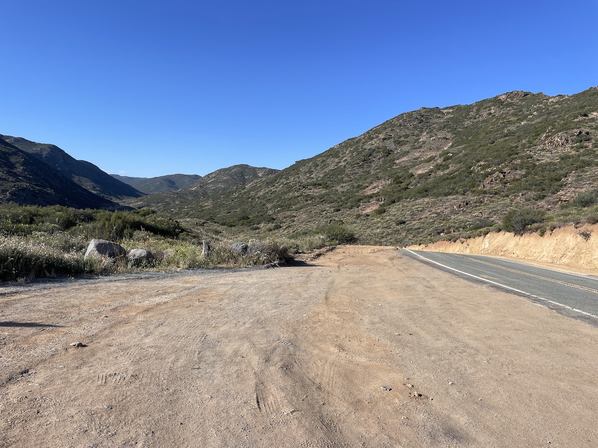 null - ML656361038